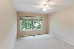 244 Hickory Ln, Lake Barrington, IL 60010 - Photo 23