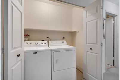 784 Leicester Road, Elk Grove Village, IL 60007 - Photo 21