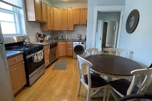 1441 W Berteau Ave, Chicago, IL 60613 - Photo 3