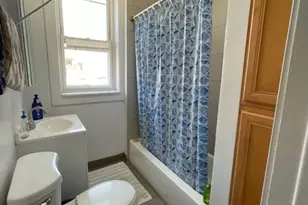1441 W Berteau Ave, Chicago, IL 60613 - Photo 17