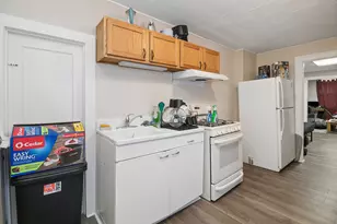 360 S Washington Ave, Kankakee, IL 60901 - Photo 9