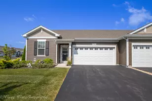 930 Fitzwilliam Wy, North Aurora, IL 60542 - Photo 13