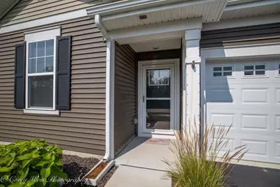 930 Fitzwilliam Way, North Aurora, IL 60542 - Photo 1
