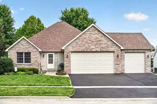 673 Bayfield Dr, Dekalb, IL 60115 - Photo 1