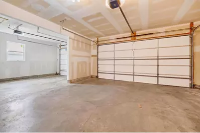 673 Bayfield Drive, Dekalb, IL 60115 - Photo 27