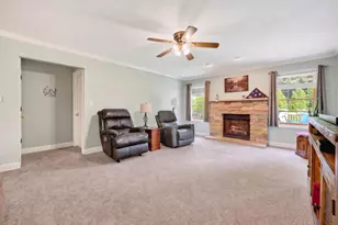 673 Bayfield Dr, Dekalb, IL 60115 - Photo 5