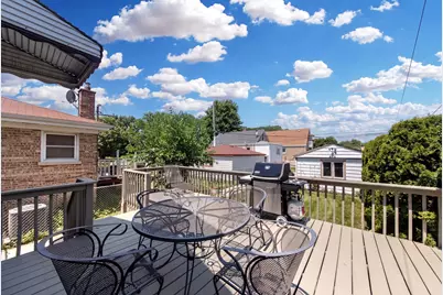 5950 W Foster Avenue, Chicago, IL 60630 - Photo 19