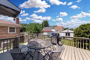 5950 W Foster Ave, Chicago, IL 60630 - Photo 19