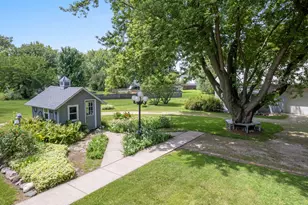 344 Flagg St, Paw Paw, IL 61353 - Photo 7