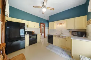 344 Flagg St, Paw Paw, IL 61353 - Photo 23