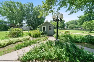 344 Flagg St, Paw Paw, IL 61353 - Photo 59
