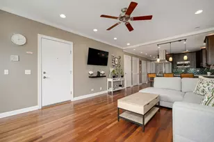 2849 N Ashland Ave, Chicago, IL 60657 - Photo 5