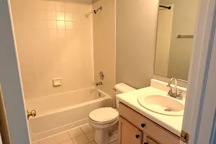 166 Avalon Ct, Roselle, IL 60172 - Photo 21