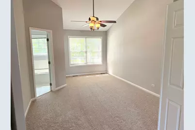 166 Avalon Court #166, Roselle, IL 60172 - Photo 13