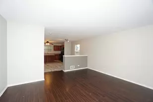 2017 Grayhawk Dr, Aurora, IL 60503 - Photo 5