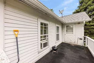 221 Castle St, Sandwich, IL 60548 - Photo 13