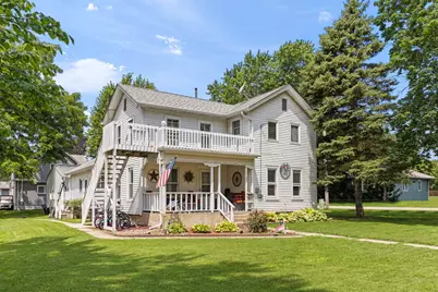 221 Castle Street, Sandwich, IL 60548 - Photo 1