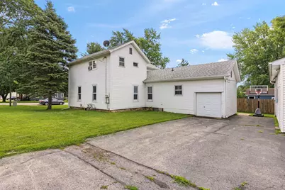 221 Castle Street, Sandwich, IL 60548 - Photo 5
