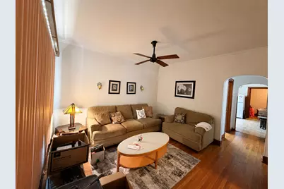 11144 S Green Bay Avenue, Chicago, IL 60617 - Photo 5