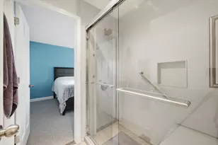 150 Inverness Ct, Elk Grove Village, IL 60007 - Photo 15