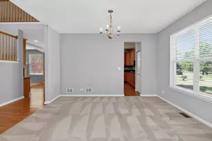 607 Mansfield Way, Oswego, IL 60543 - Photo 7