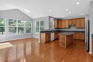 607 Mansfield Way, Oswego, IL 60543 - Photo 11