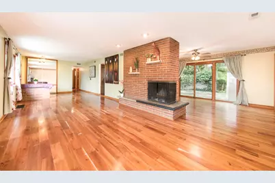 10 Hollycourt Terrace, Lake Zurich, IL 60047 - Photo 9