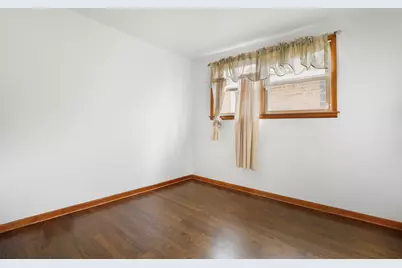 9530 S Union Avenue, Chicago, IL 60628 - Photo 11