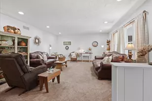 511 N Grove St, Colfax, IL 61728 - Photo 5
