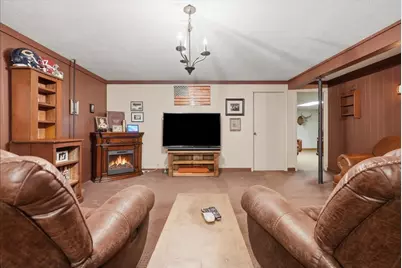 511 N Grove Street, Colfax, IL 61728 - Photo 35