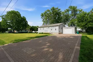108 Dante Ct, Shorewood, IL 60404 - Photo 3