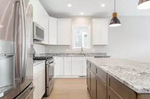 1452 Somerset Pl, Barrington, IL 60010 - Photo 9