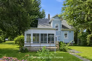 502 E 4th St, Momence, IL 60954 - Photo 29