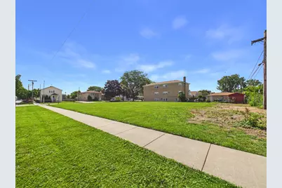 1634 N 32nd Avenue, Melrose Park, IL 60160 - Photo 3