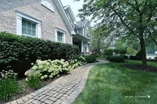 8106 Boulder Ct, Long Grove, IL 60047 - Photo 3