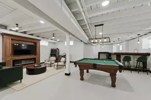 7801 S Eberhart Ave, Chicago, IL 60619 - Photo 15