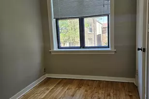 1849 W 17th St, Chicago, IL 60608 - Photo 9