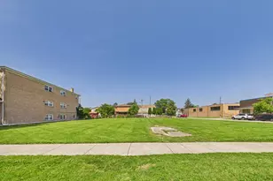 1636 N 32nd Ave, Melrose Park, IL 60160 - Photo 1
