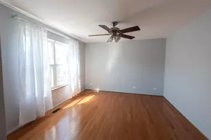 754 Savannah Ln, Crystal Lake, IL 60014 - Photo 13