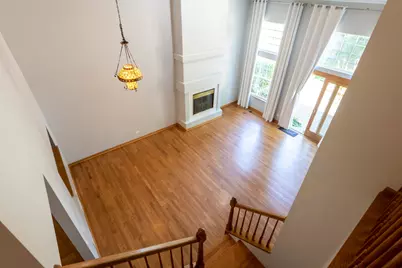 754 Savannah Lane, Crystal Lake, IL 60014 - Photo 5
