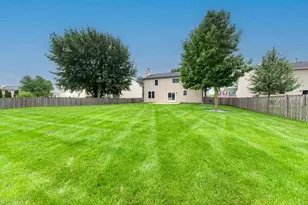 2322 Pagosa Springs Dr, Aurora, IL 60503 - Photo 57