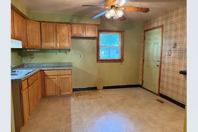 2059 215th Place, Sauk Village, IL 60411 - Photo 5