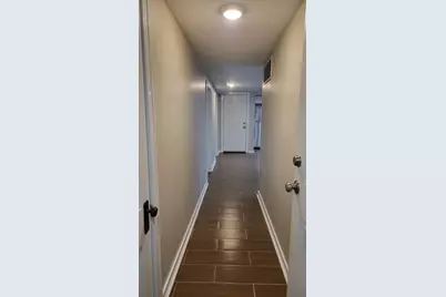 827 W 33rd Place #GRB, Chicago, IL 60608 - Photo 9