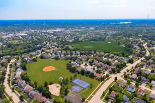 14 W Country Walk Dr, Round Lake Beach, IL 60073 - Photo 61