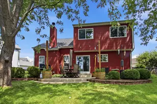 14 W Country Walk Dr, Round Lake Beach, IL 60073 - Photo 43
