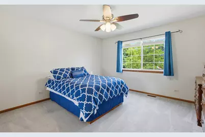 14 W Country Walk Drive, Round Lake Beach, IL 60073 - Photo 29