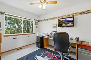 14 W Country Walk Dr, Round Lake Beach, IL 60073 - Photo 27
