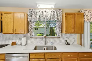 14 W Country Walk Dr, Round Lake Beach, IL 60073 - Photo 11