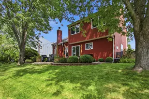 14 W Country Walk Dr, Round Lake Beach, IL 60073 - Photo 39