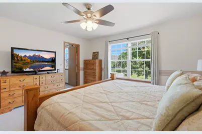 14 W Country Walk Drive, Round Lake Beach, IL 60073 - Photo 23